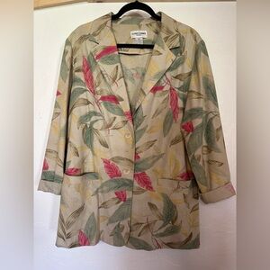 Vintage jacket! With an amazing tropical vibe but with an all business look!